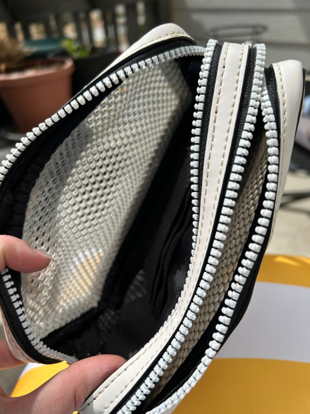 Danica Mesh Crossbody - Picture 10 of 12